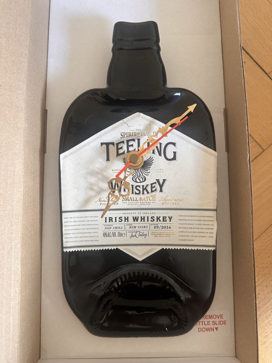 Orologi da terra & Orologi da parete: Original Teeling Irish Whiskey Bottle Clock  – Nuovo (secondo la descrizione) da Zürich venduto da chayen 1