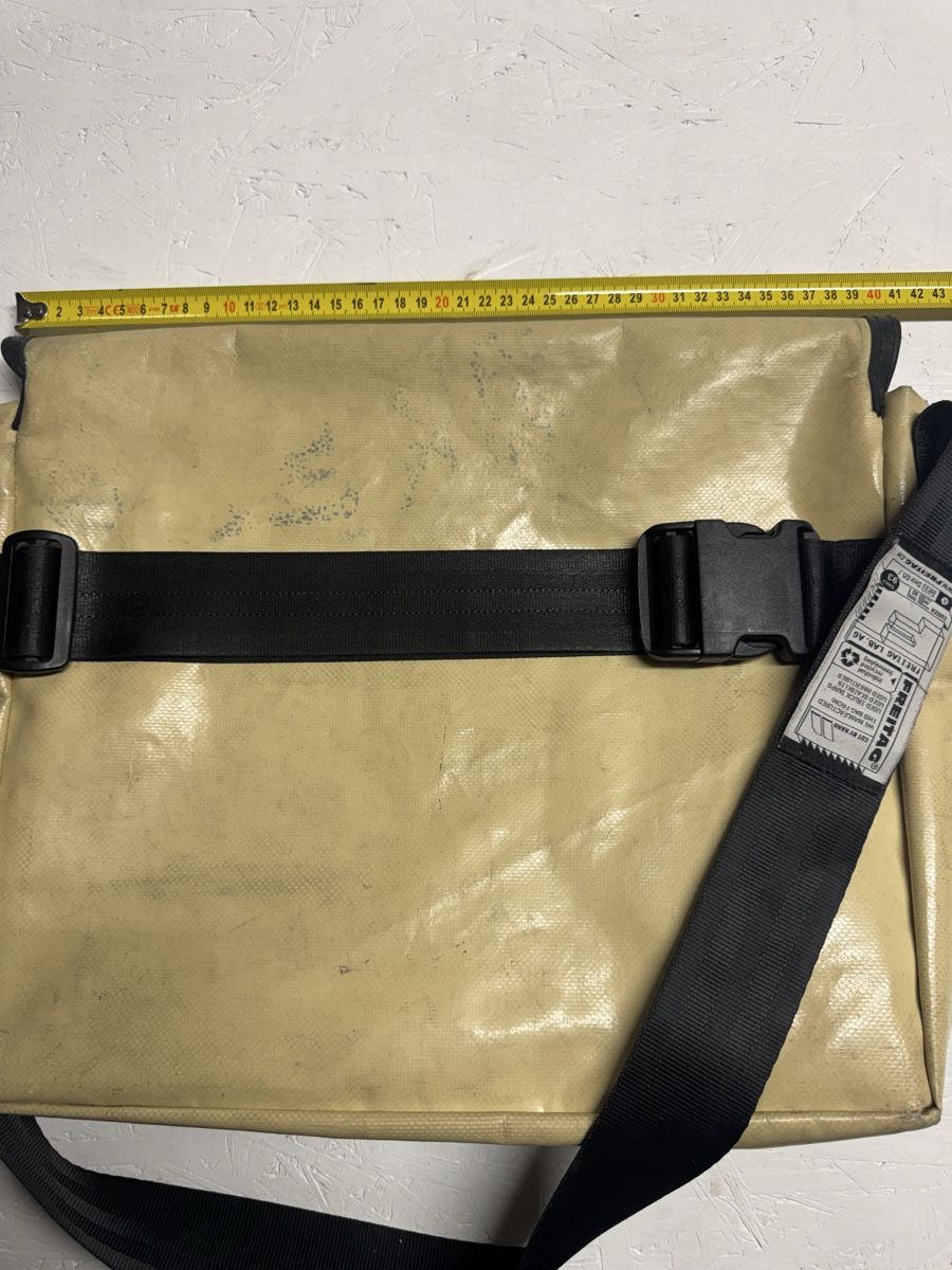 Freitag Taschen: Freitag Tasche – Gebraucht aus Laufen von renyvo 3