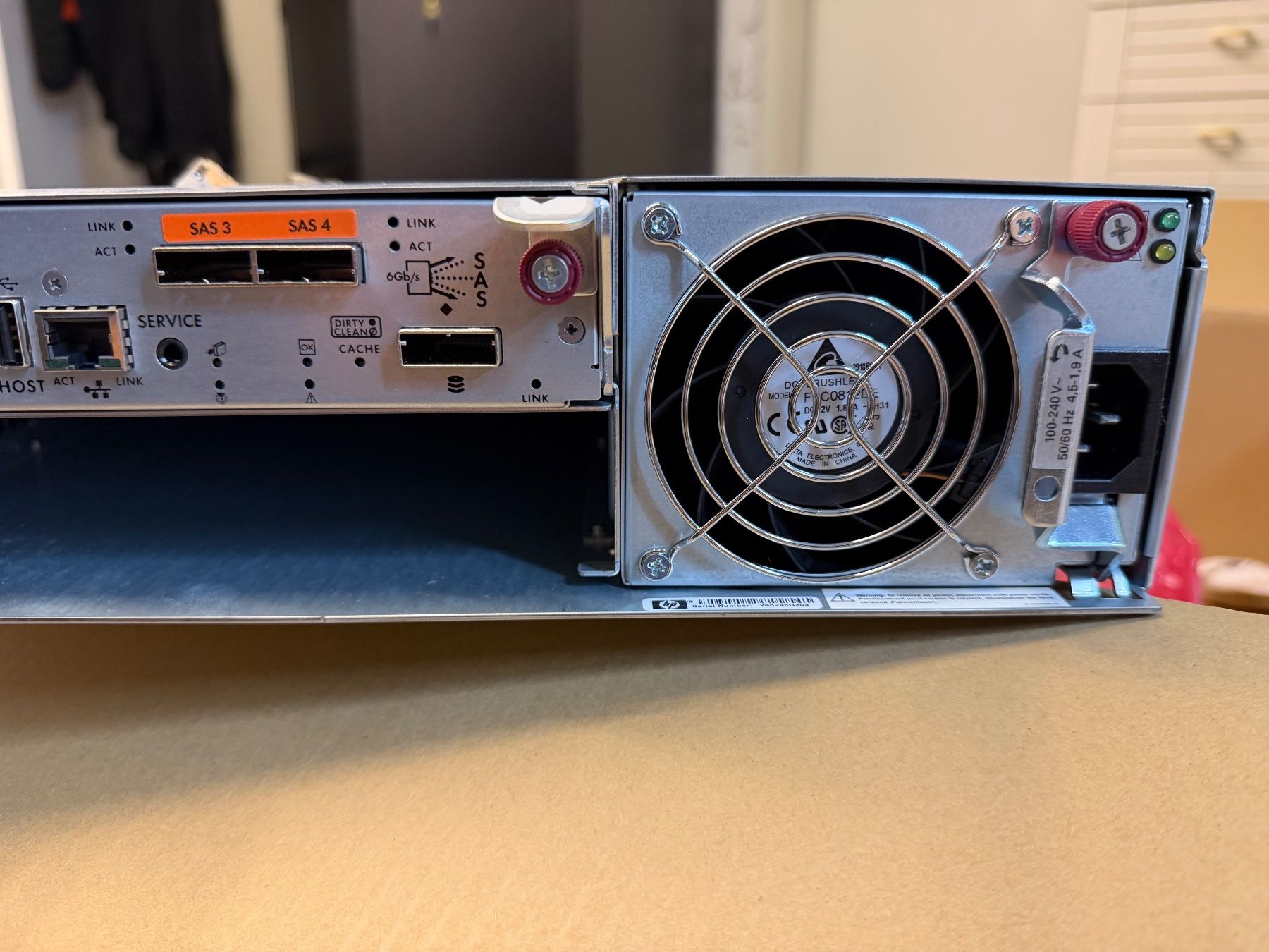 Hewlett Packard Server: HP StorageWorks P2000 G3 SAS Modular Smart Array (MSA) Syste – Usato da Rüdlingen venduto da svetlana_1 5