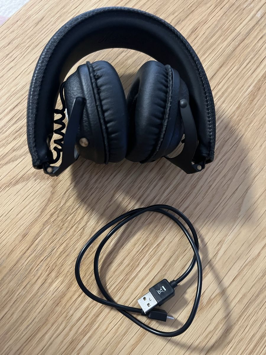 Marshall Amplificateurs: Marshall MID Bluetooth Kopfhörer  – D'occasion à Holziken par 181281 9