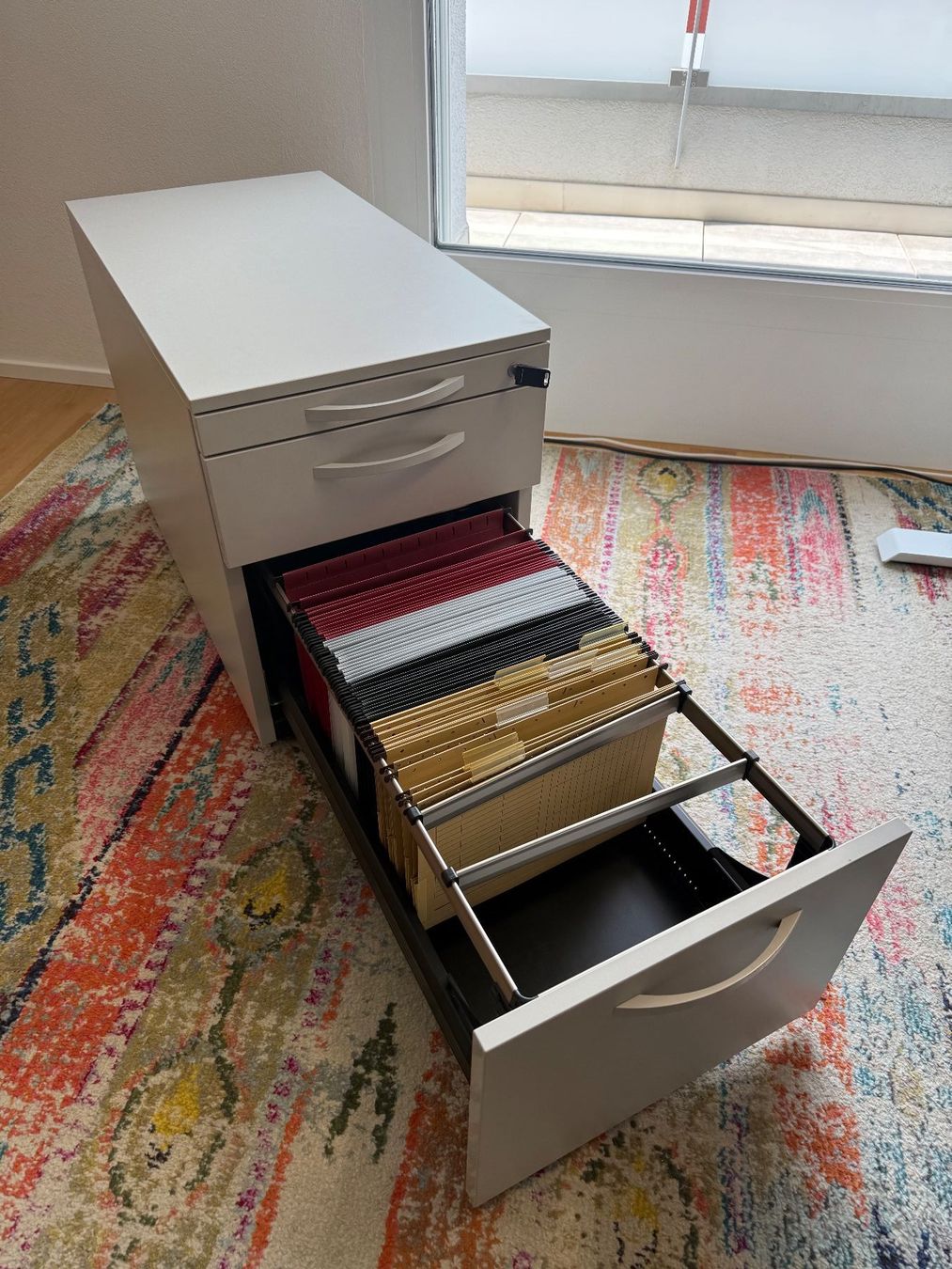 Banconi: Rollcontainer Steelcase lichtgrau, mit Schlüssel – Usato da Wabern venduto da ais_d8lb 2
