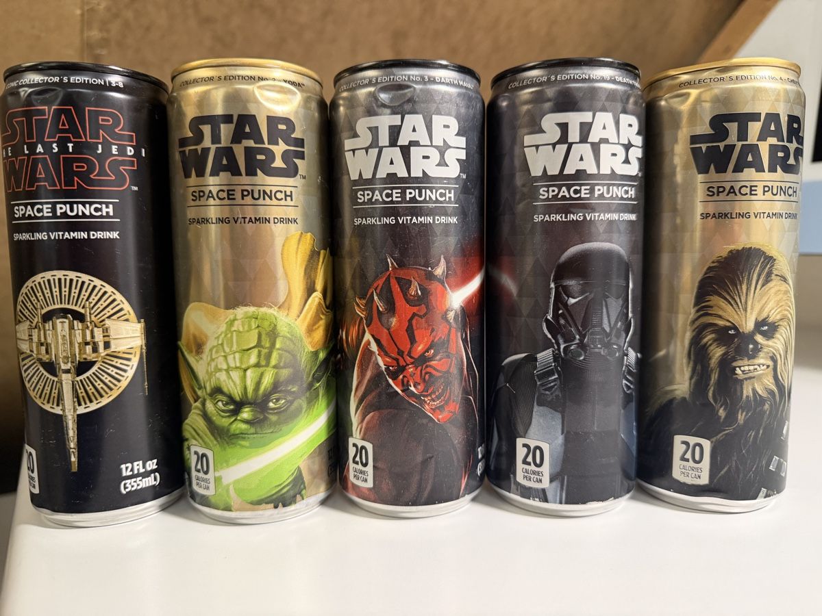 Altro in Stoviglie & Bicchieri: Getränke Dosen Star Wars Space Punch – Nuovo (secondo la descrizione) da Egerkingen venduto da Commodore4ever