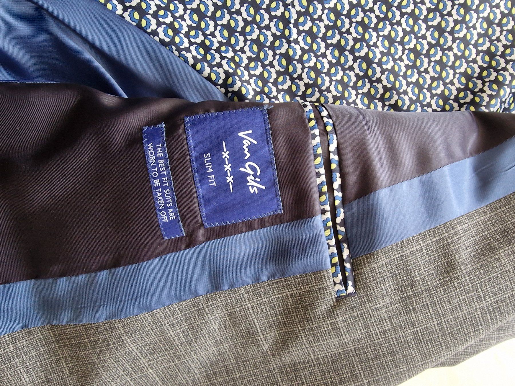 We Completi: Eleganter Marken-Herren-Anzug – Usato da Adligenswil venduto da Den_fdz2 4