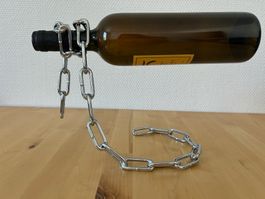 Origineller Flaschenhalter aus Metallketten - neu!
