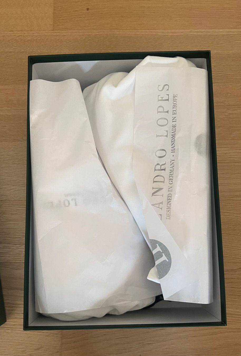 Herrenschuhe: Leandro Lopes Sneakers Weiss Grösse 43 Neu – Neu (gemäss Beschreibung) aus Zofingen von Florianij 1
