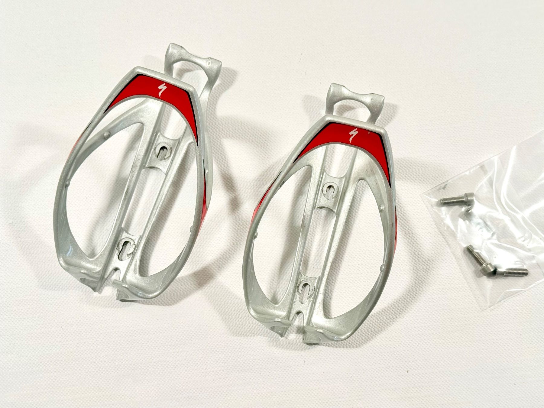 Specialized Pezzi di ricambio: SPECIALIZED Bottle Cage Flaschenhalter Set 2 Stk. TOPZ. 2605 – Usato da Luzern venduto da bikeandbeltcom