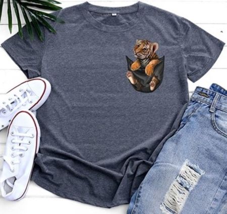 🩶🦁 Damen T-Shirt "Baby-Löwe" – Für den Jööö-Effekt! 🦁💫
