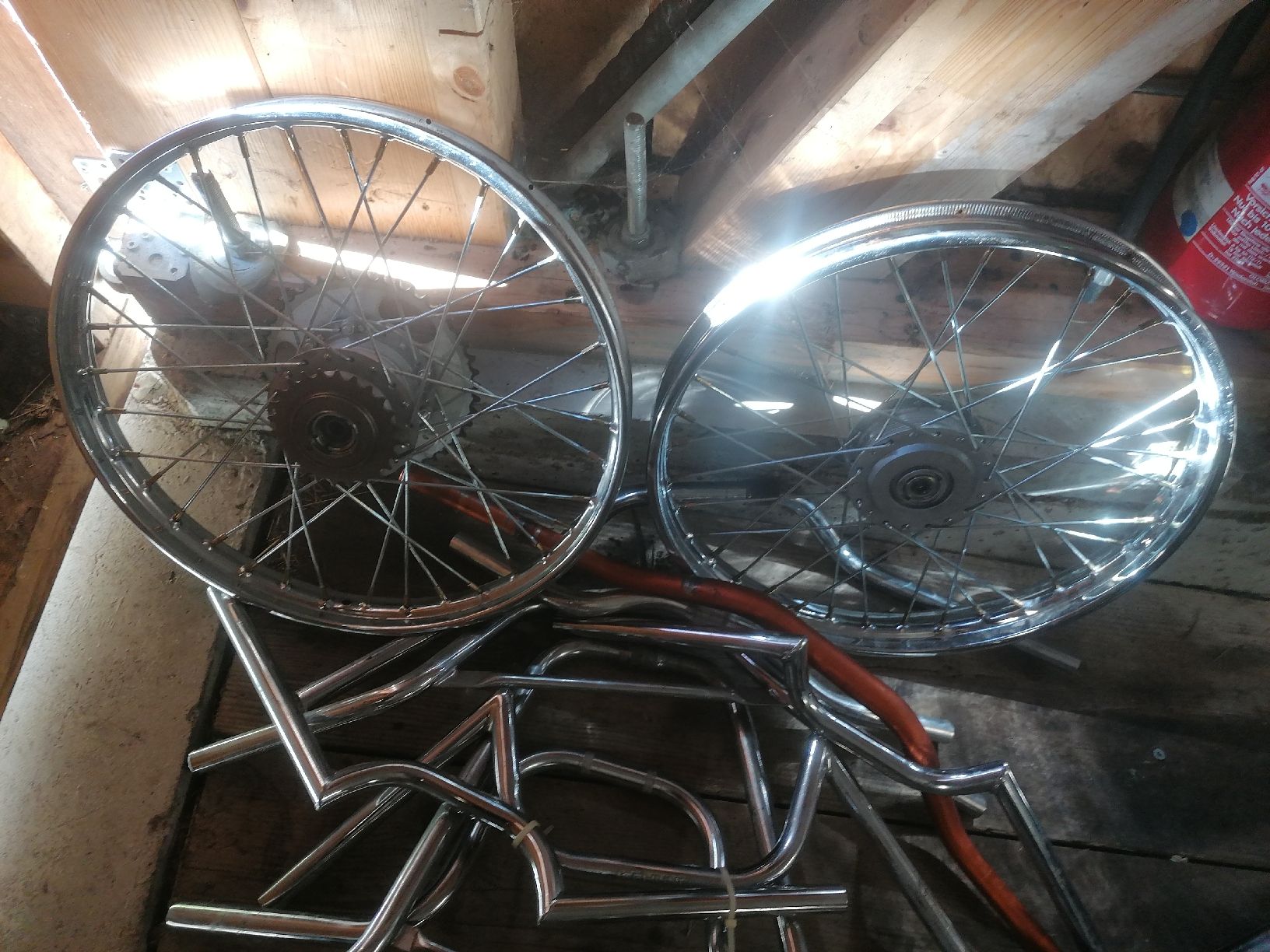 Cyclomoteurs: Puch Div. Ersatzteile  – Défectueux à Vorderthal par kar_d55f 6