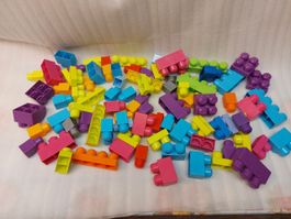 85 große bunte Plastikbausteine für Kleinkinder - Megabloks