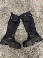 Prada Damen Stiefel Schwarz Grösse 38 neuwertig