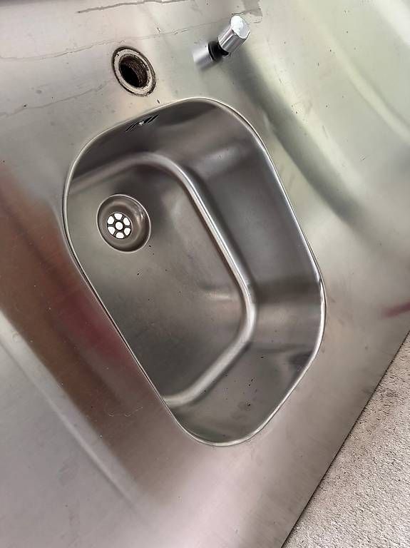 Eviers & lavabos: Plan de travail en INOX avec évier intégré – D'occasion à Vétroz par Zabadar74 3