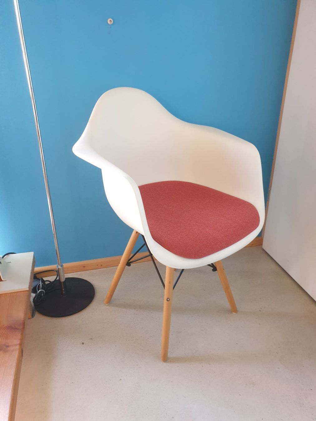 Vitra Sedie: 4 Vitra Plastic Eames Chair – Usato da rebstein venduto da spacy73 6