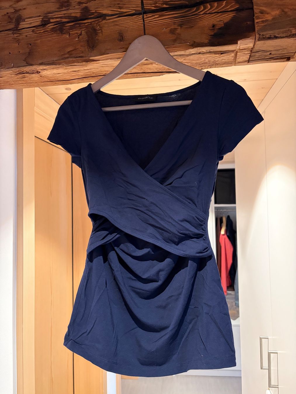 T-shirts: Even & Odd Maternity Shirts – D'occasion à Steg VS par aivilo07 1