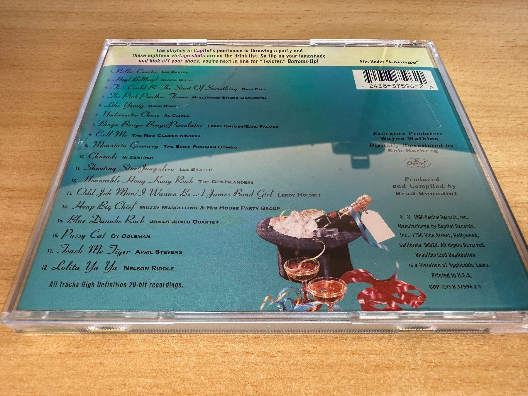 CD: Various - Cocktail Capers – Usato da Rikon im Tösstal venduto da Alpenmutz 1