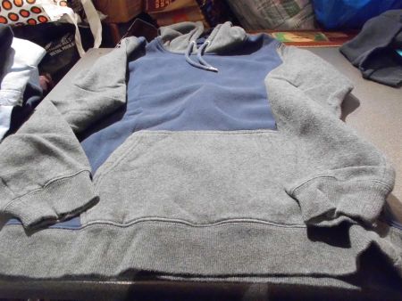 Kapuzenpullover Grösse S, Your Turn, blau/grau
