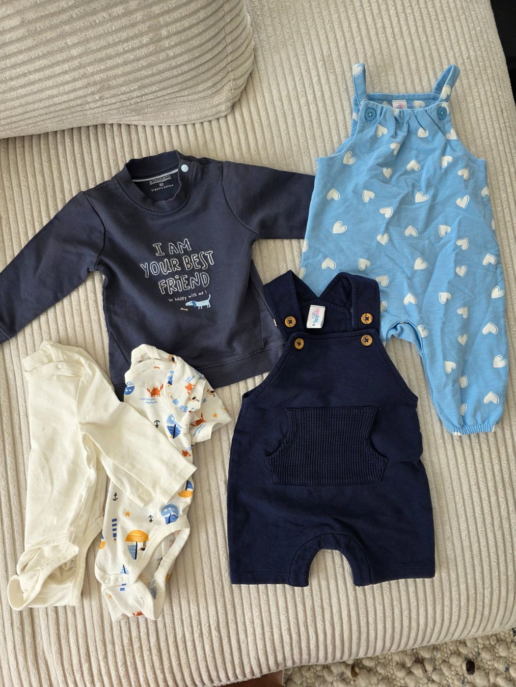 Lotti & Set di vestiti: Kleiderpaket Grösse 62 – Usato da Birmensdorf ZH venduto da edit-zh