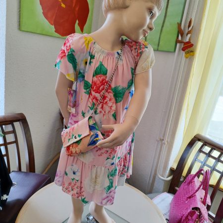 Sommerkleid mit Tasche 5 / 6 Jahr