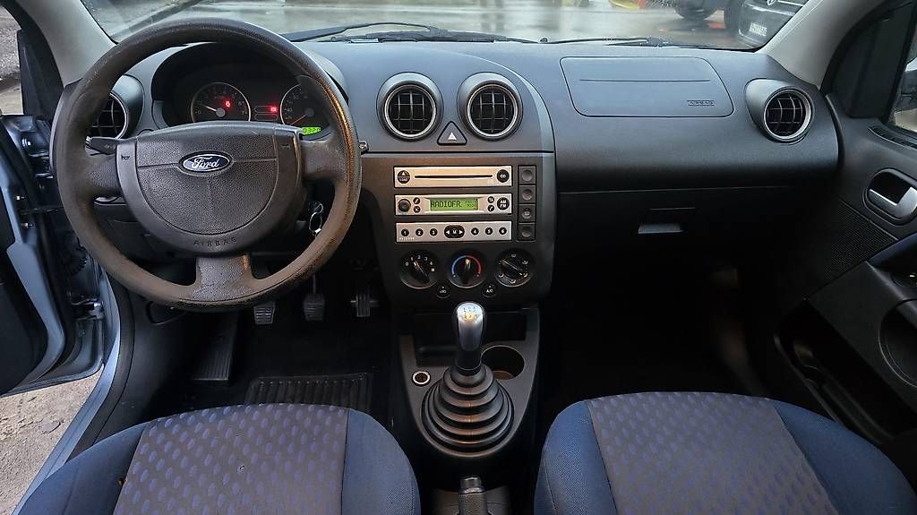 Ford Automobili: Ford Fiesta 100% fonctionnelle – Usato da Corcelles-Payerne venduto da TomyBoat 2