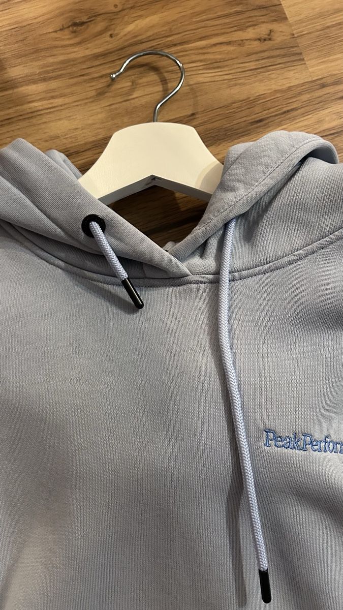Peak Performance Maglioni & Felpe: Peak Performance Hoodie hellblau – Usato da Seengen venduto da nad_cn92 1