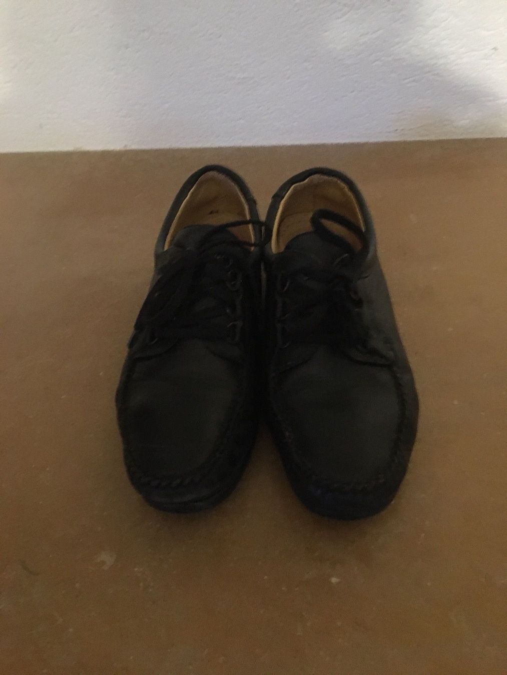 Scarpe da donna: Chaussures confort dame cuir – Usato da Montsevelier venduto da Batson