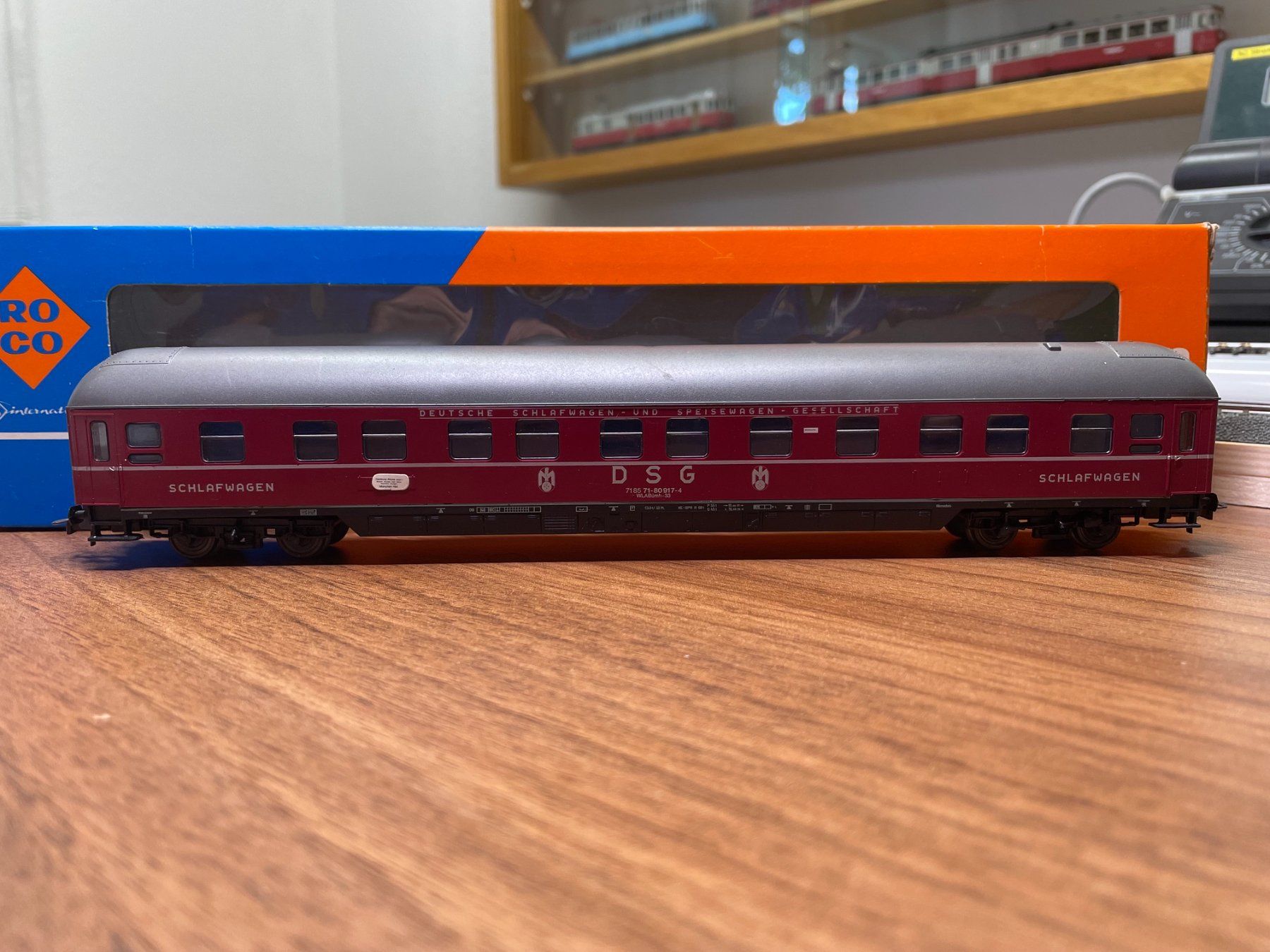 Roco Modelleisenbahnen: Roco Schlafwagen der DSG in DC – Gebraucht aus Villmergen von Mfritz
