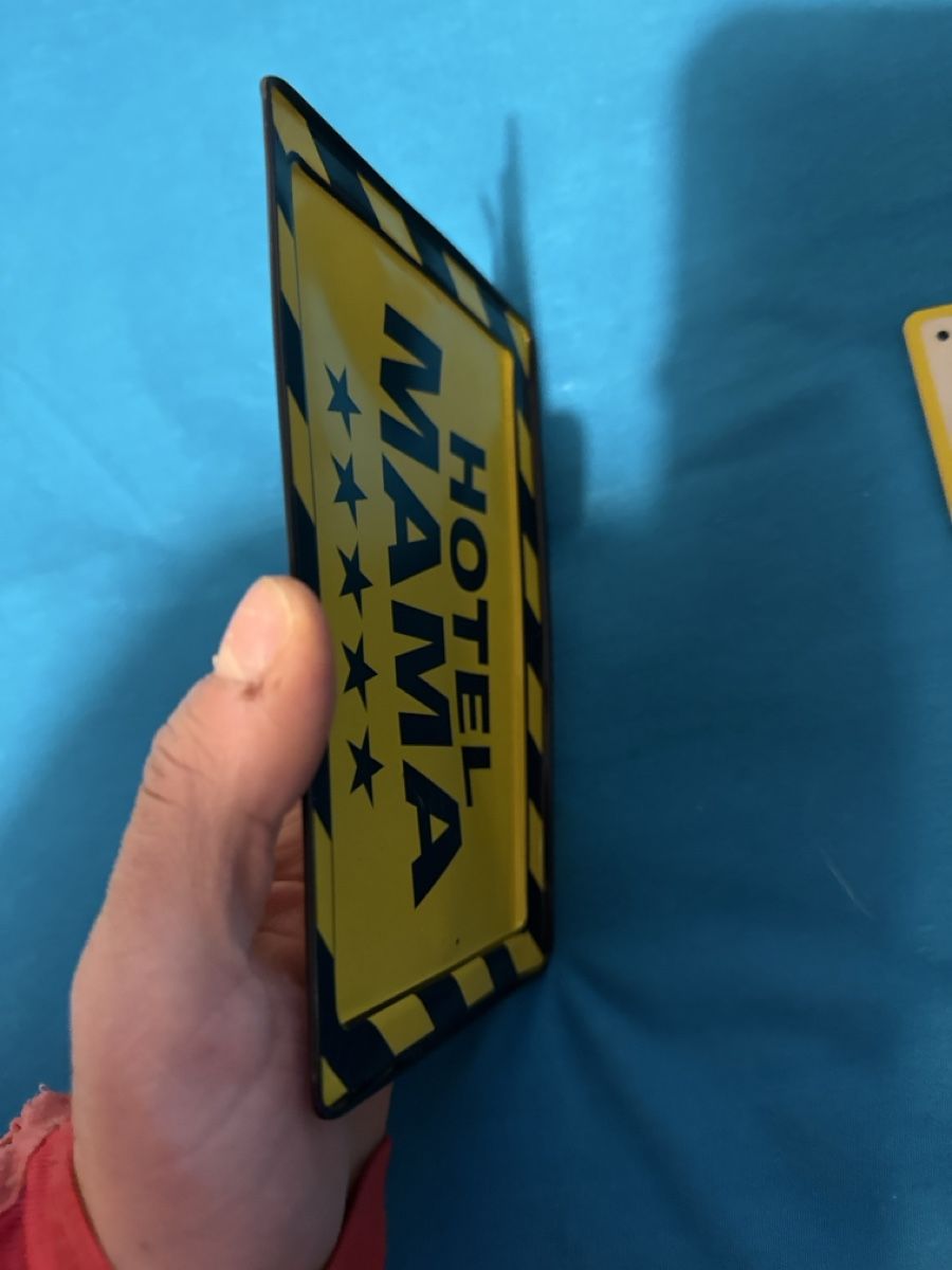 Insegne: Schilder "Hotel Mama" und "Elternfreie Zone" - gebraucht – Usato da Basel venduto da Gamebeard 3