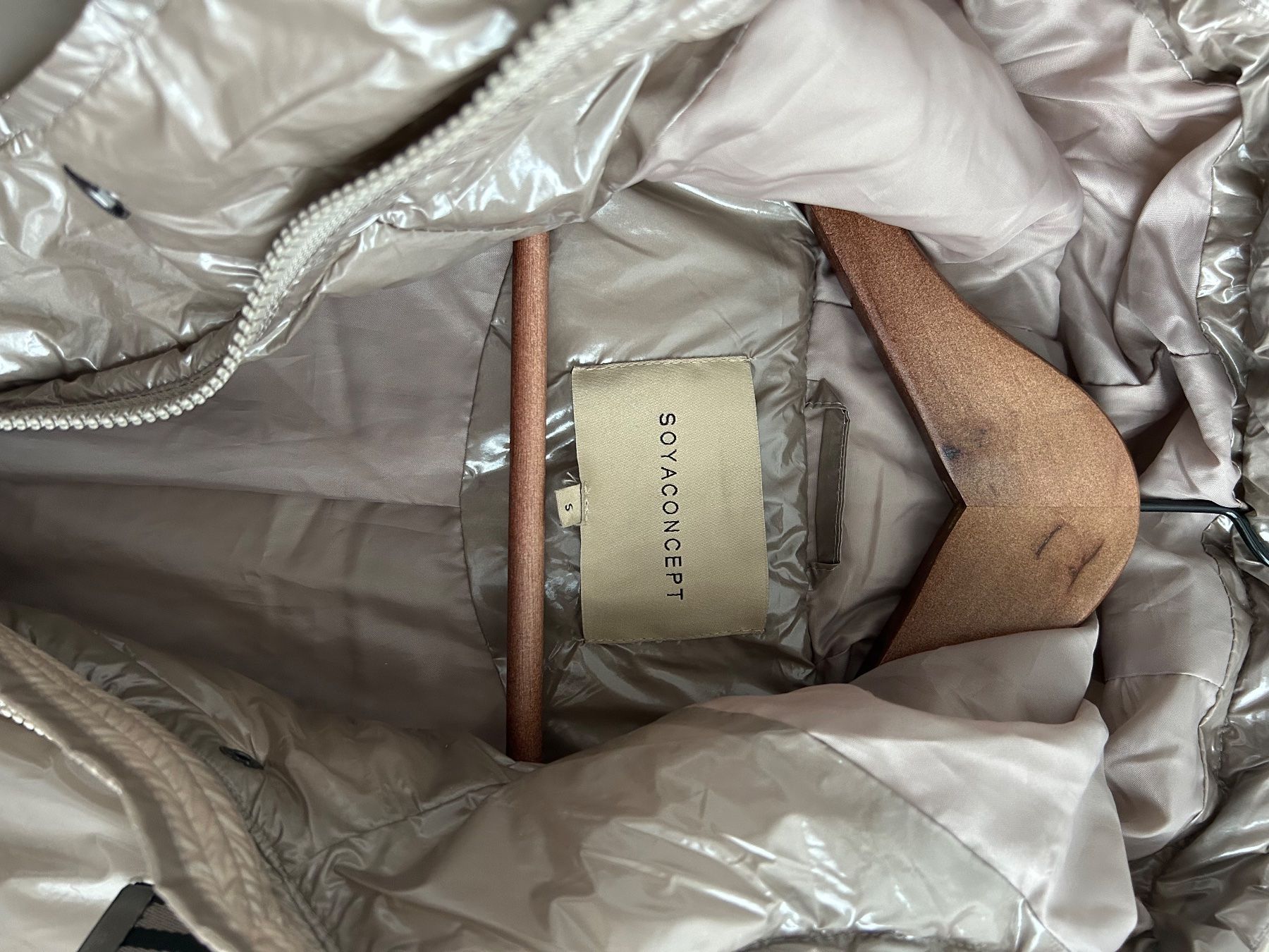 Gilet & Giacche senza maniche: Long gilet doudoune beige – Nuovo (secondo la descrizione) da Vouvry venduto da tintin2308 2