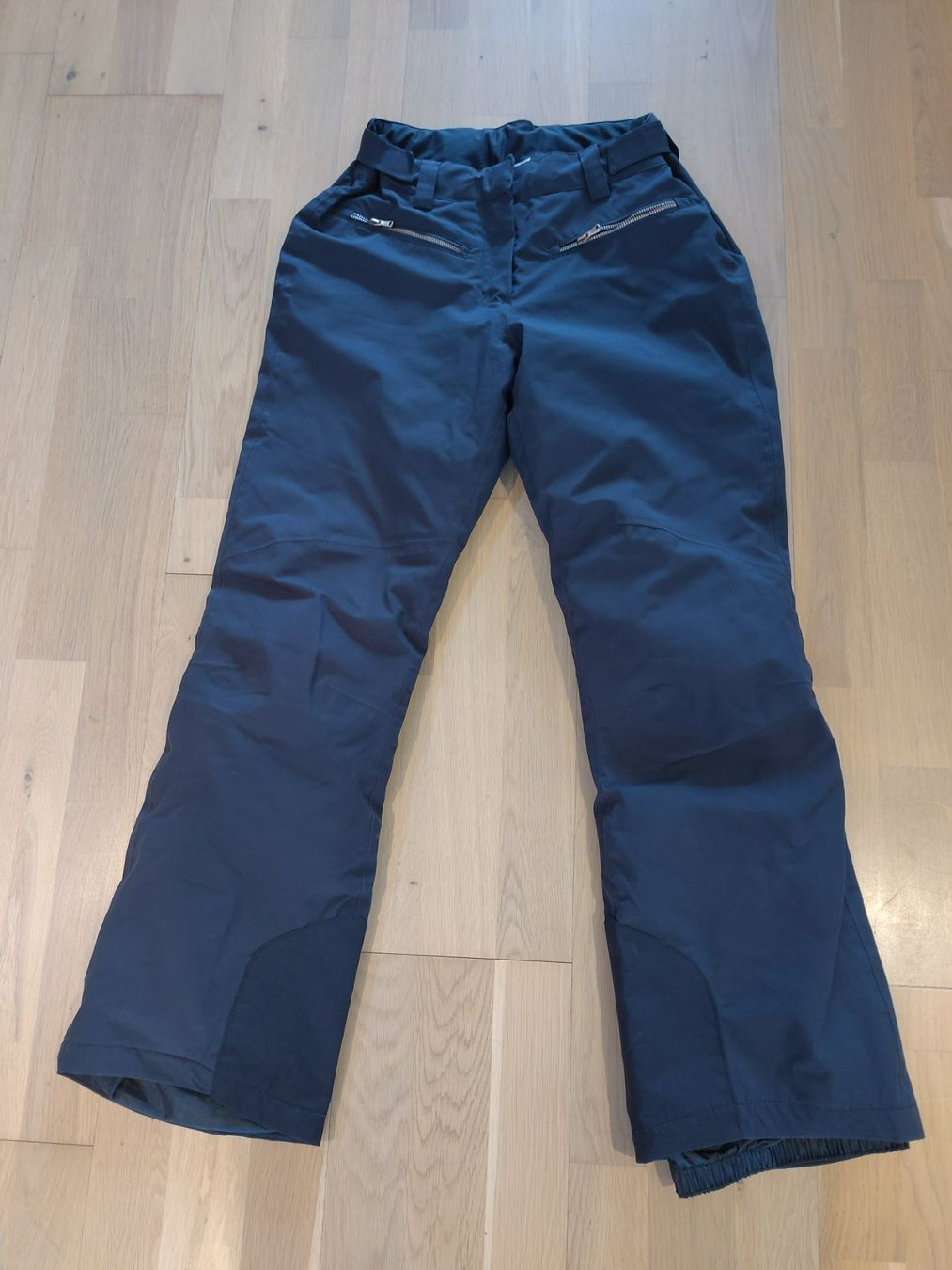 Pantaloni: Skihose schwarz Grösse 38 – Usato da Oekingen venduto da Bern66