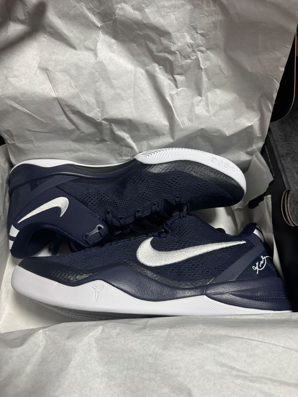 Nike Scarpe da uomo: Kobe 8 protro College – Nuovo e nell'imballaggio originale da Wollerau venduto da Marion_Jarno