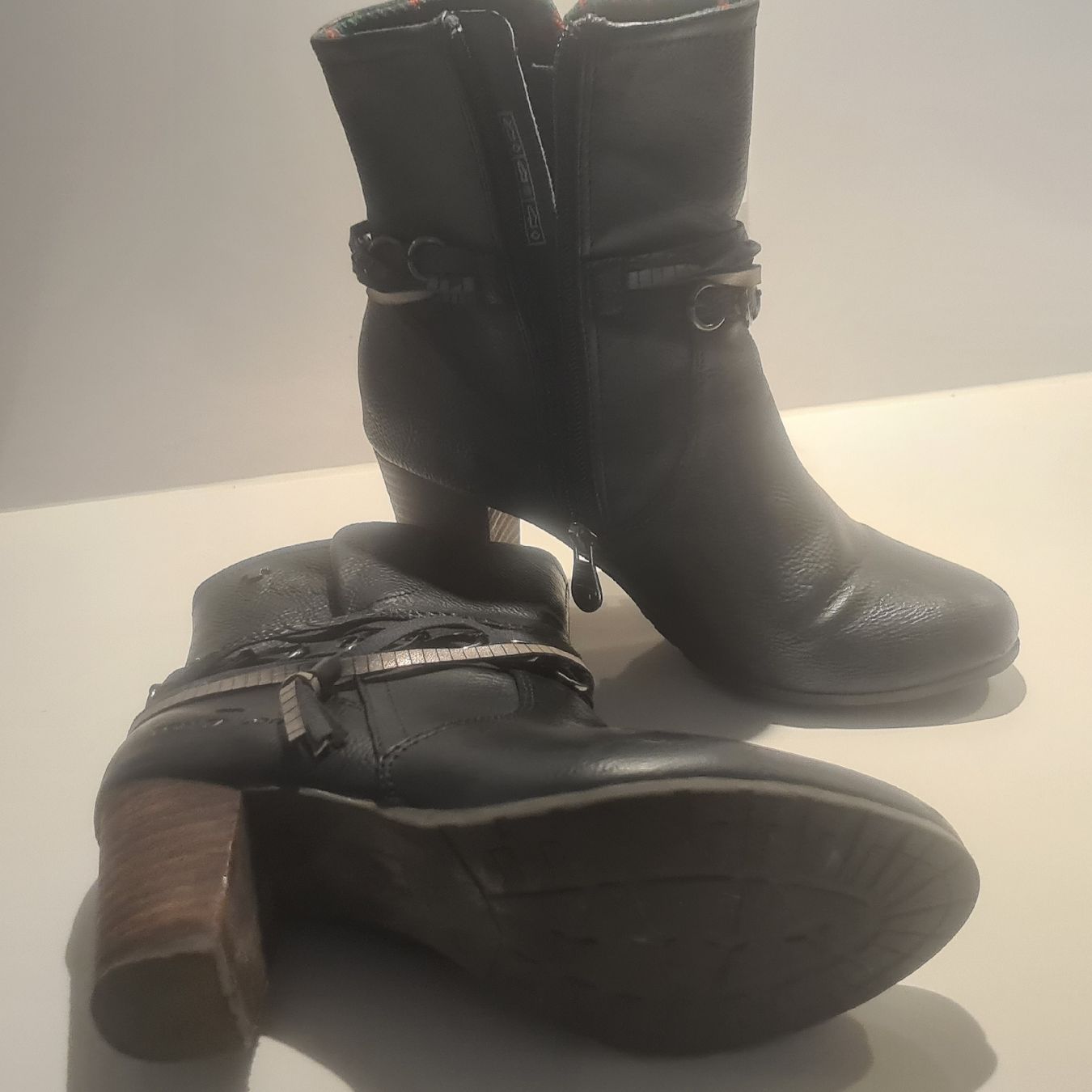 Tom Tailor Scarpe da donna: TOM TAILOR Stiefeletten Gr. 36 Braun – Usato da Steinen venduto da turbogeiss99 8