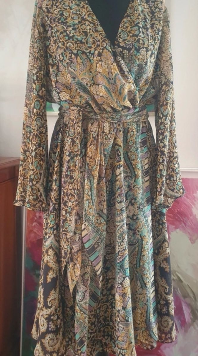 Etro Robes: Etro Seidenkleid  – D'occasion à Basel par joh_h96n 1