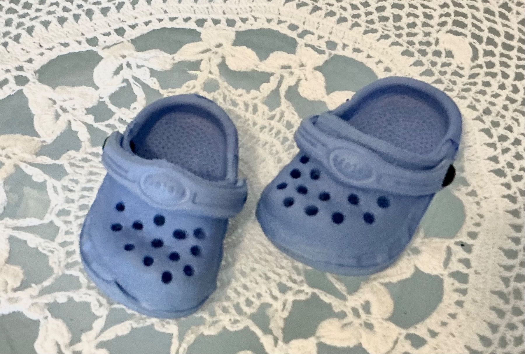 Bambole: ÄLTERE HELESS PUPPEN KROCKS – Usato da Zell LU venduto da Silvermemory 3