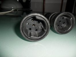 Stecker T15 Gummi schwarz Weiblich
