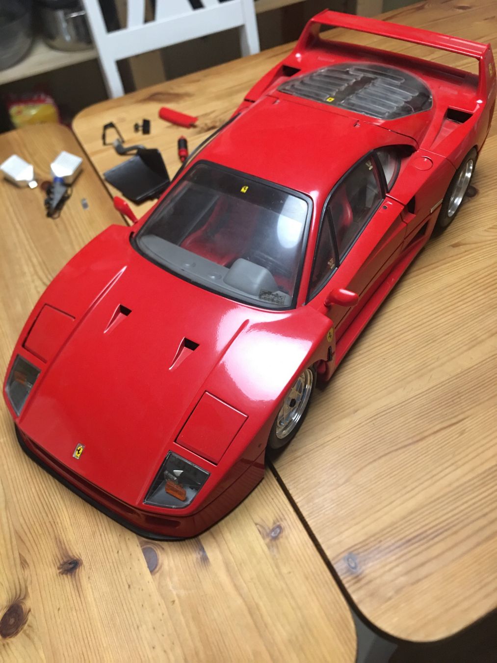 Pocher Modellini d'auto: Pocher Ferrari F-40 – Difettoso da Lichtensteig venduto da gregi44