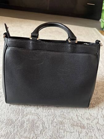 AIGNER Delia Handtasche Schwarz Leder