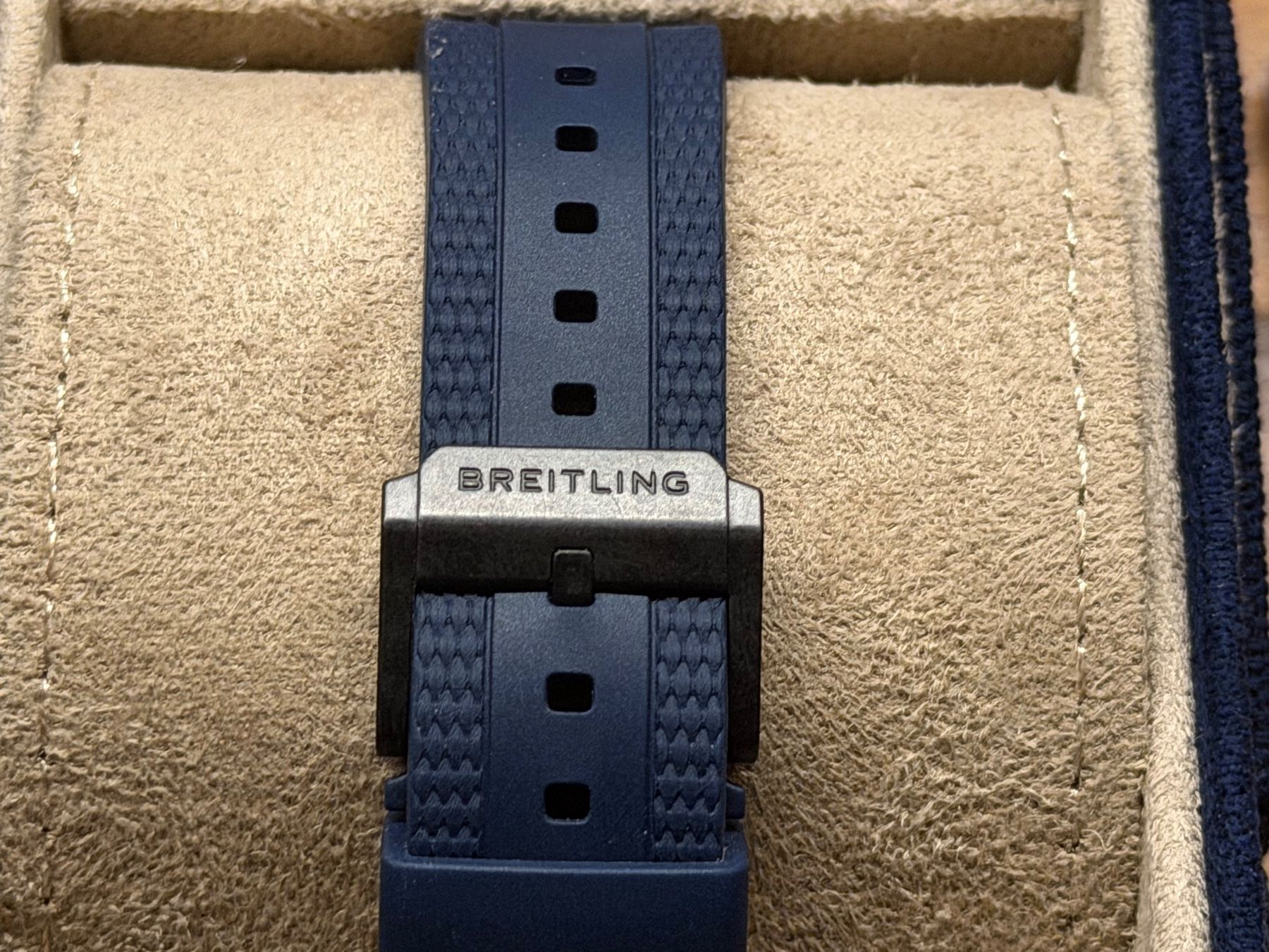 Breitling Uhren: Breitling Enduroce Pro ungetragen – Neu und originalverpackt aus Aarau von trader1000 5