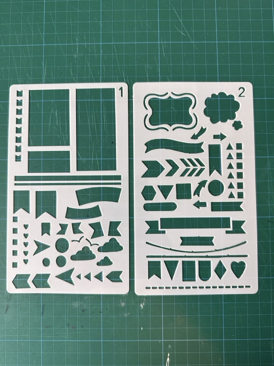 Schablonen: Schablone Journaling Stencils Set 8 Stück neu – Gebraucht aus Riniken von Chippie222000