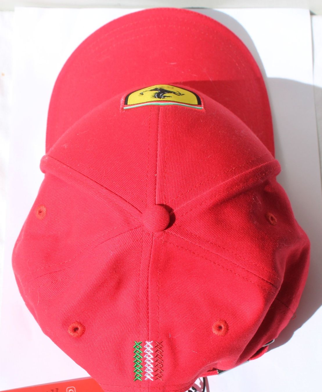 Copricapi, berretti & cappellini: Ferrari Hut Classic Cap Baumwolle mit Etikette – Nuovo (secondo la descrizione) da Zürich venduto da Auctionata 5