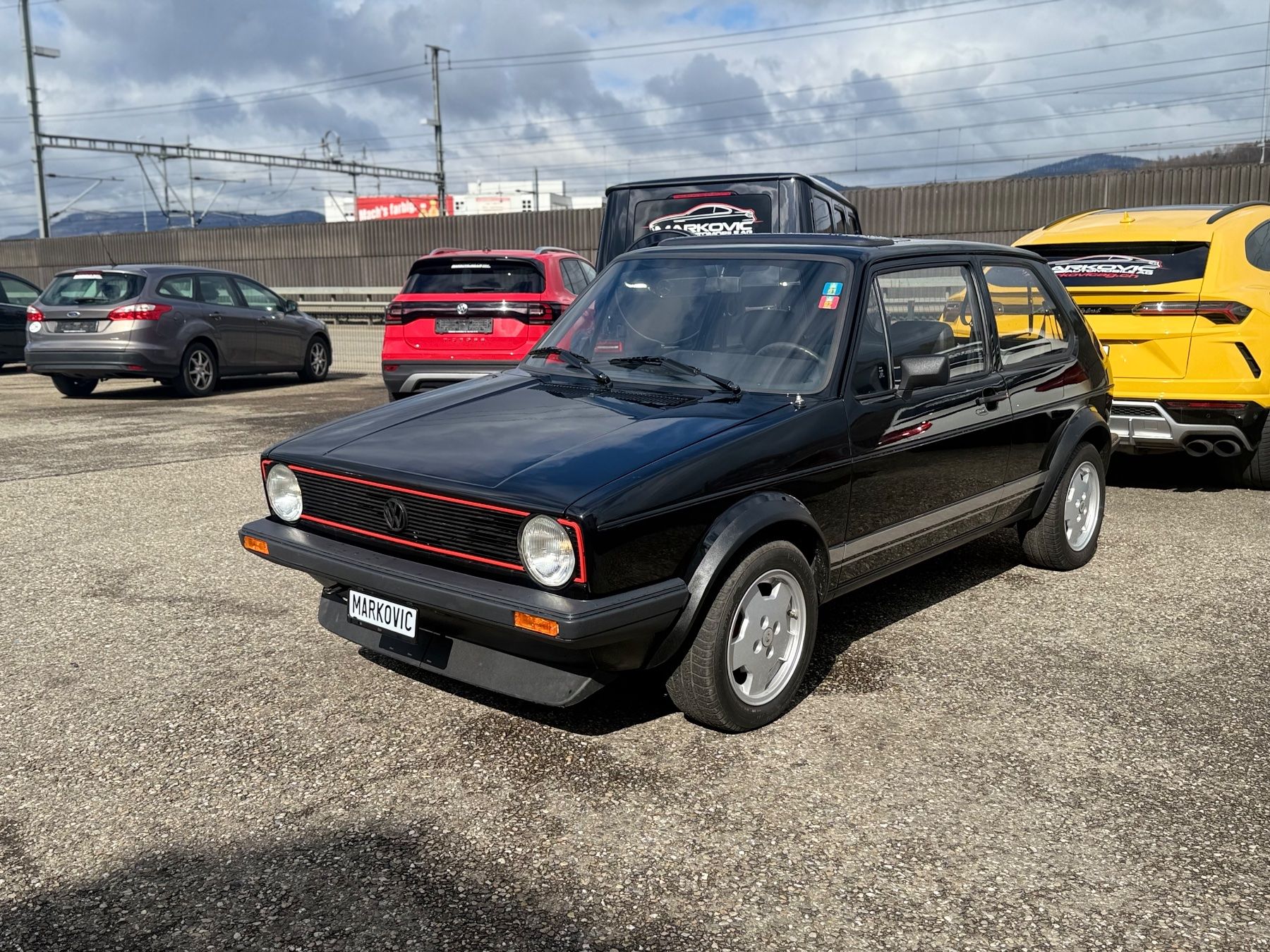 VW Automobili: Vw Golf 1 GTI komplett Restauriert – Usato da Bellach venduto da nik_rq6k 2