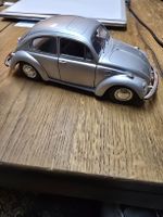 VW Käfer, Revell, Silber, Modellauto 1:18 (T2)