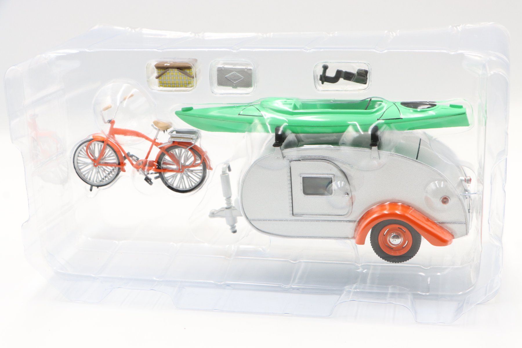 Modellini d'auto: Teardrop Wohnwagen 1947 1:24 Greenlight – Nuovo e nell'imballaggio originale da Bühl b.Aarberg venduto da modelldiecast 4