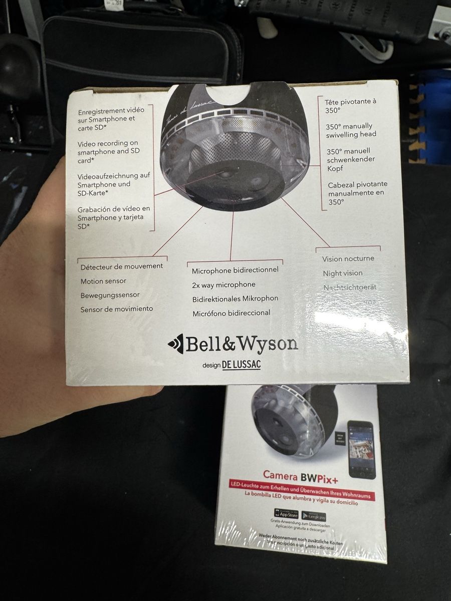 Fotocamera: 4 Camera - Security Light Bulb, New! – Nuovo e nell'imballaggio originale da Seuzach venduto da kaufes8 1