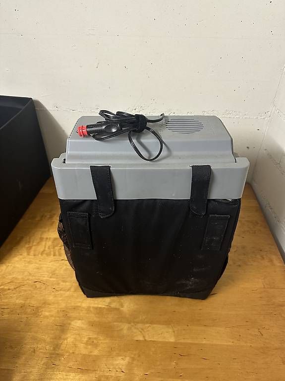 Mercedes-Benz Frigoriferi & Refrigeratori: Mercedes-Benz Kühlbox – Usato da Goldach venduto da Fox_Man 4