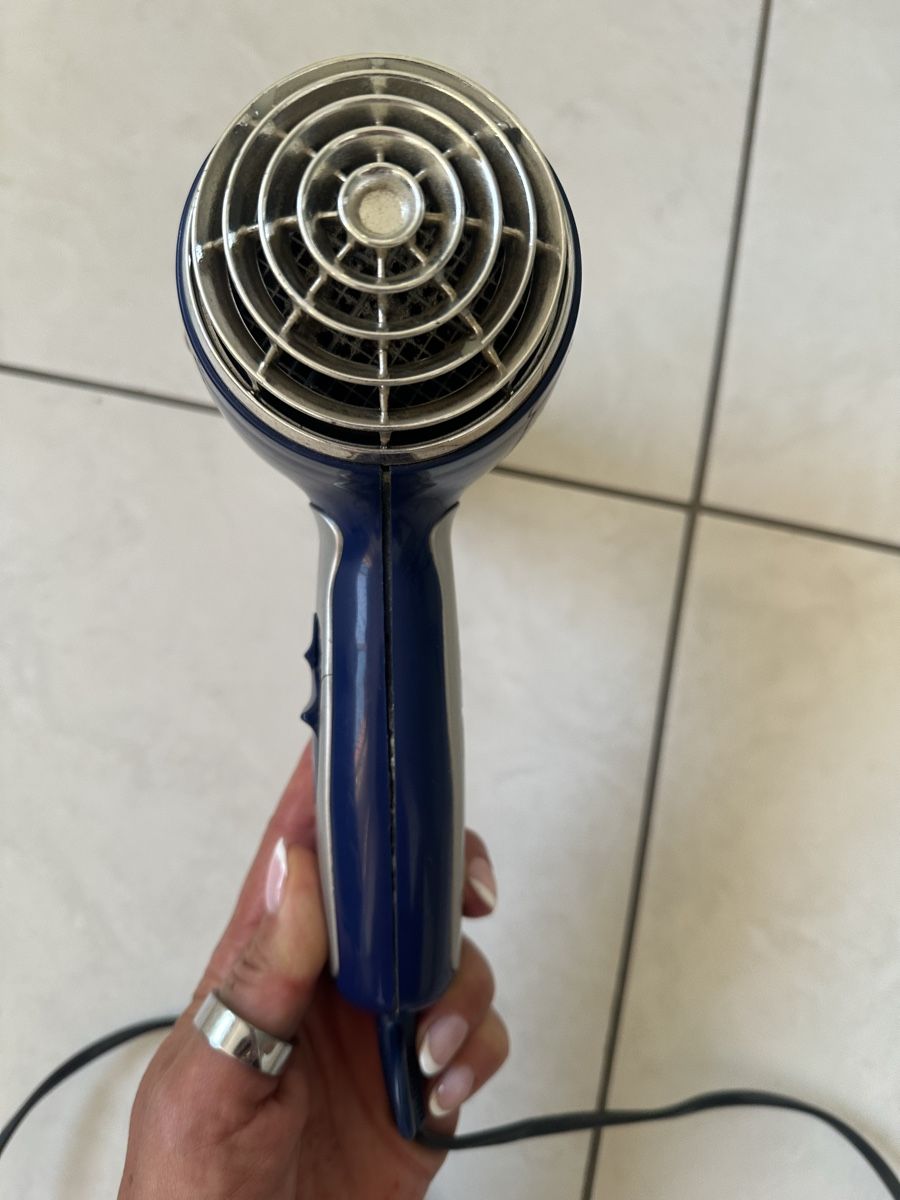 Sèche-cheveux: Haartrockner Föhn – D'occasion à Volketswil par Gujo 1