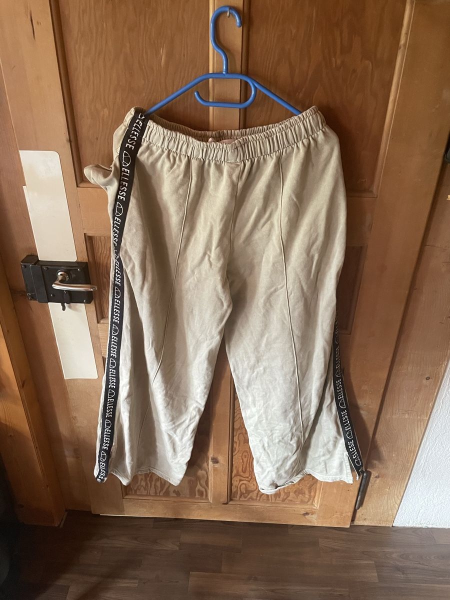 Pantaloni: Beige Trainerhose – Nuovo (secondo la descrizione) da Lenk im Simmental venduto da banane50626 1