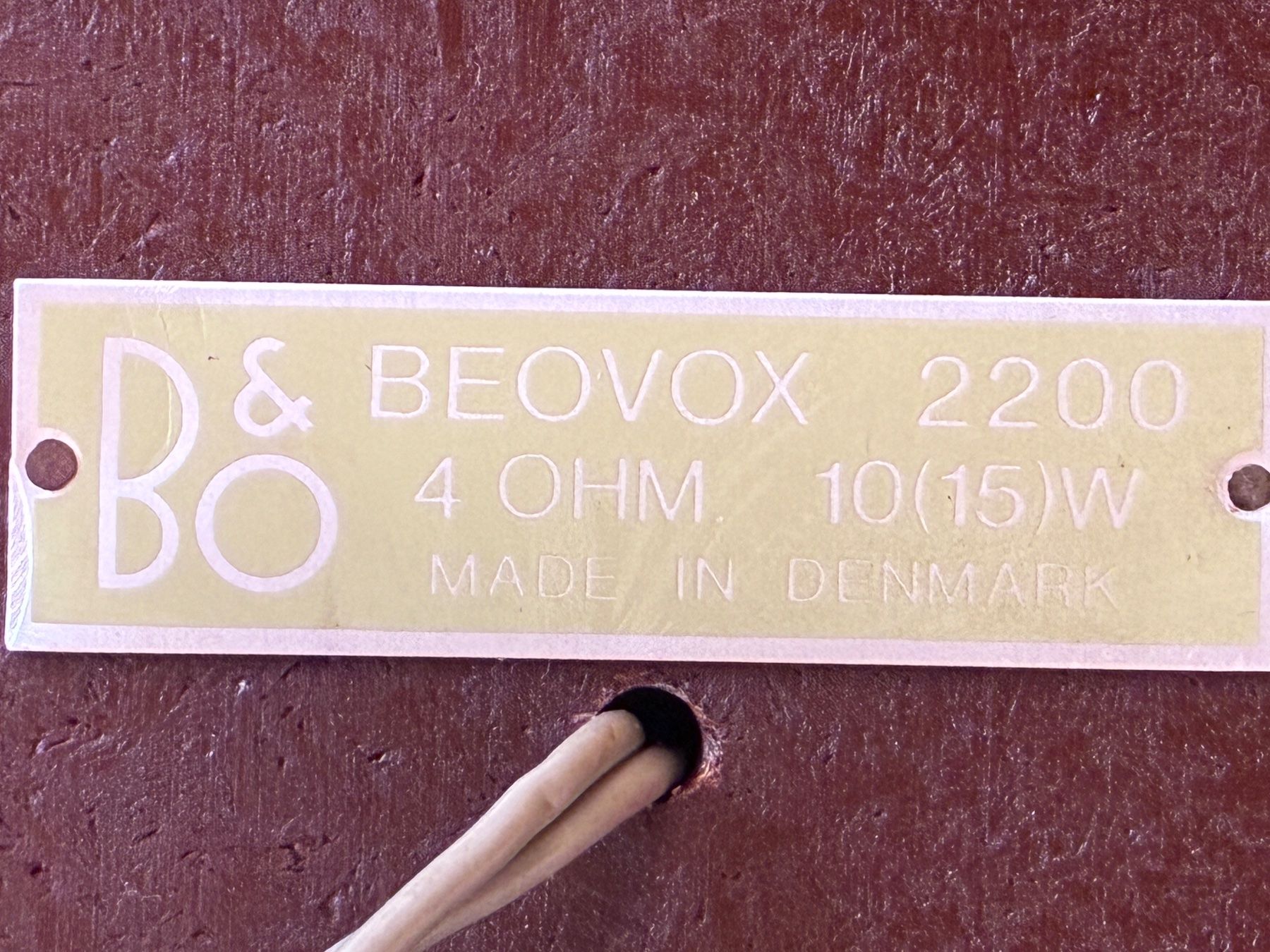Bang & Olufsen Casse acustiche: B&O Beovox 2200 . – Usato da Zürich venduto da HiFiAtelier 3