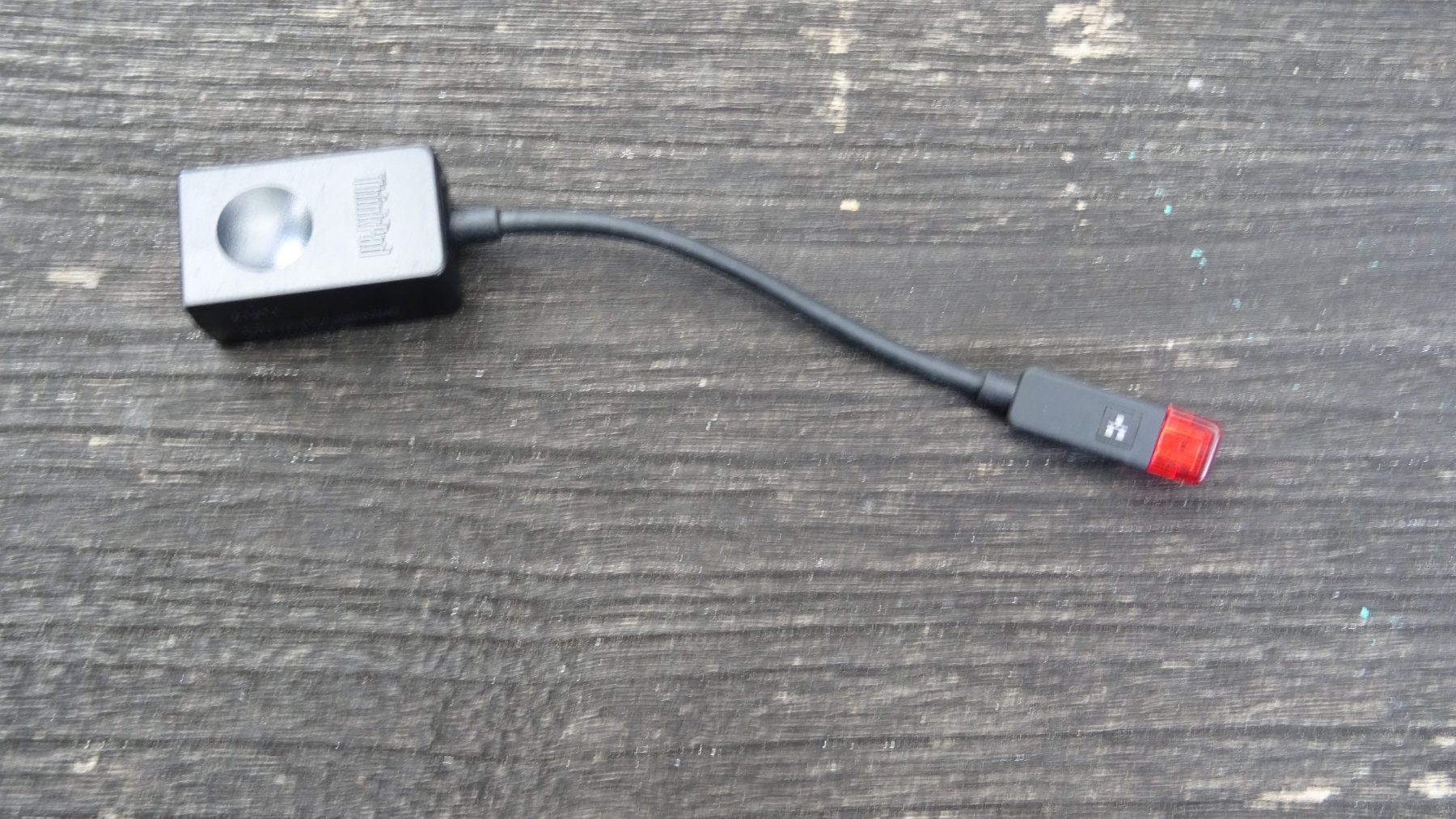 Lenovo Laufwerke & Adapter: Lenovo ThinkPad Ethernet Adapter RJ45 – Gebraucht aus Riedholz von Leo.L