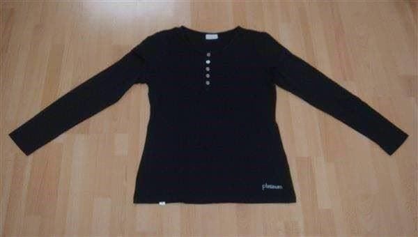 T-Shirts: Shirt von Running Bare - schwarz - Grösse 38 – Gebraucht aus Zofingen von Justizia_01