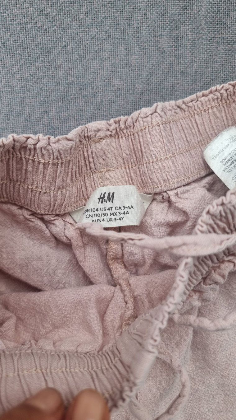 H&M Lotti & Set di vestiti: H&M Sommerset, 104 – Usato da Buttikon SZ venduto da Limo180 1