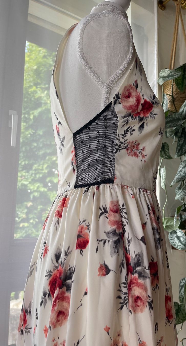 Zara Kleider: ZARA Trafaluc Kleid – Gebraucht aus Läufelfingen von B_C_Sch. 2